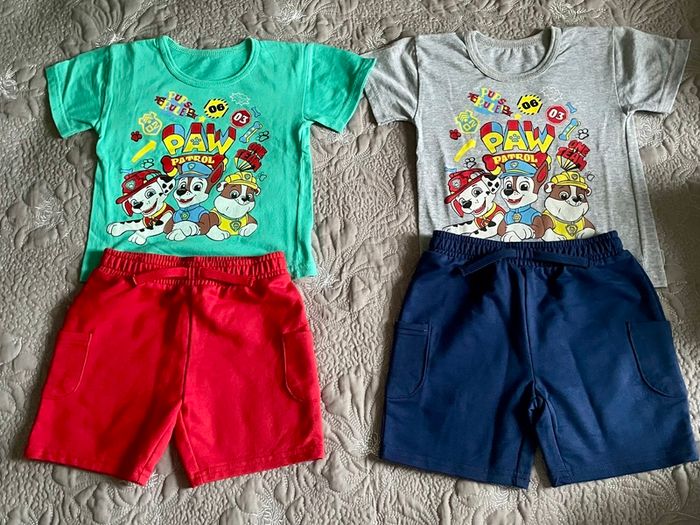 Boys clothes bundle age 2-3 / trousers / t-shirts / shorts