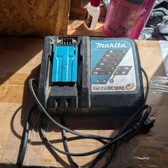 makita fast charger