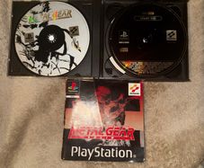 metal gear solid Metal Gear Solid Black Label with the Silent Hill demo
