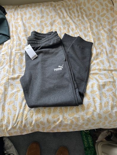Men's Puma Joggers Grey Large