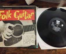 Teach yourself folk guitar / how to play blues guitar lps