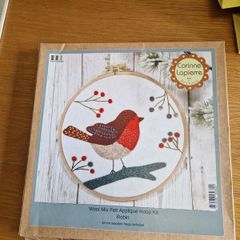 Corinne Lapierre Robin Felt Hoop Kit
