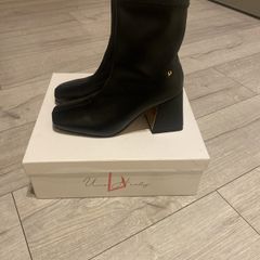 Ankle boots