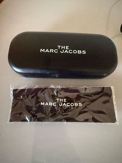 Marc Jacobs Women's reading Glasses with case and unused cloth