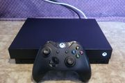 Xbox One X 1TB