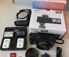 Sony ZV-1 (Mk1) - Blogging Camera & accessories