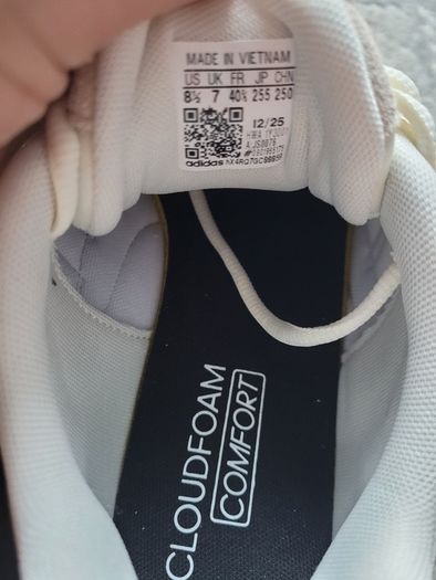Adidas trainers UK7