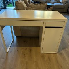 Micke Desk Ikea