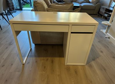 Micke Desk Ikea