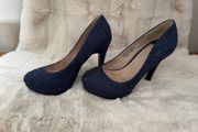 Navy High-Heels