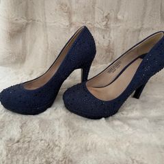 Navy High-Heels