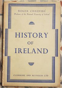 History Of Ireland by Roger Chauvire