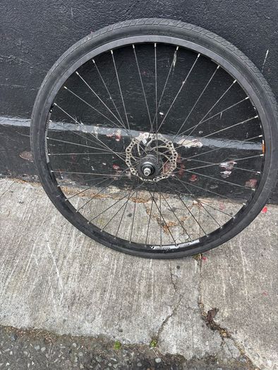 Front disk brake wheel