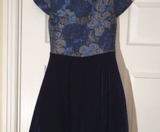 Beautiful new casual velvet dress size 10Y