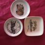 small commemorative pin dish style plate: Image 9