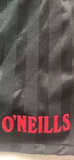 RARE  Vintage O'Neills Mourne Shadow Stripe Shorts  Black/Red