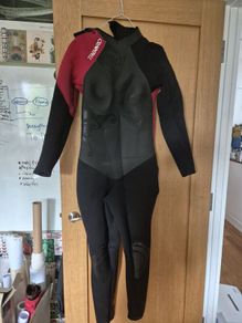 ladies tribord wet suit size 12