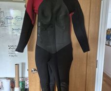 ladies tribord wet suit size 12