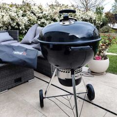 Weber Master (Charcoal) BBQ with cover