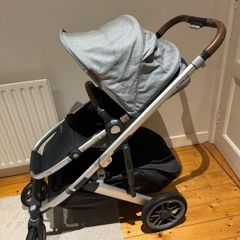 Uppababy Cruz2 Stroller Gregory colour inc 230EUR of accessories