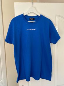Mens T- Shirt Size Medium
