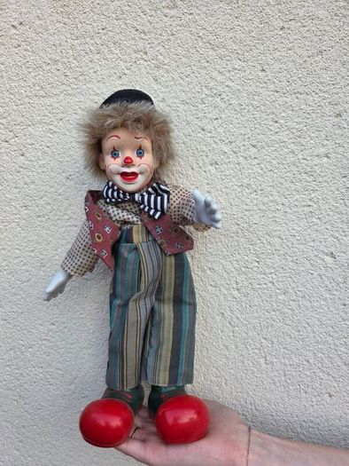 Clowns