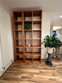 Immaculate Walnut Bookcase