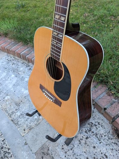Angelica Vintage Acoustic Guitar