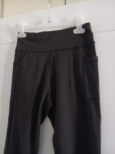 Black leggings