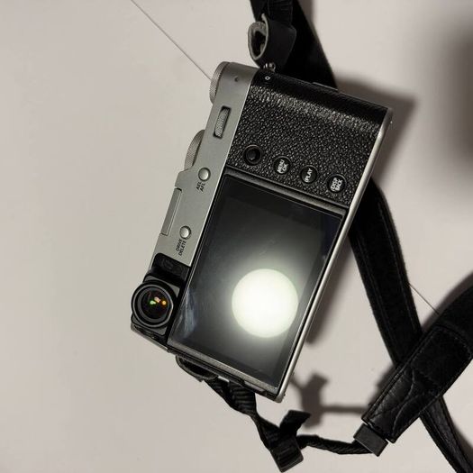 Fujifilm x100V