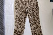 Leopard print cropped trousers