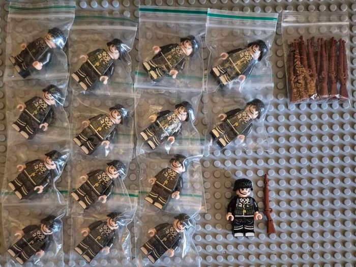 Lego compatible, military figures, German infantry. 15 figures plus rifles.