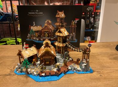 LEGO  21343 Xiking Village