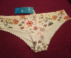 H&M swimwear hipsters