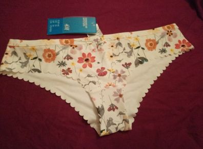 H&M swimwear hipsters