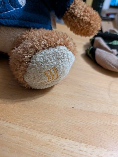 airline bears eur 10 each