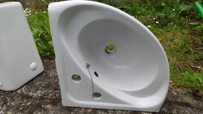 Bathroom Corner Sink 37x37