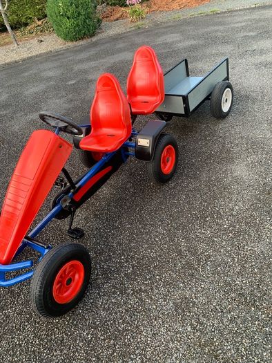 Berg go kart and trailer