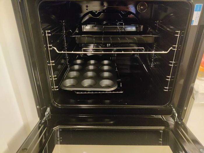Brand New Indesit Double Oven IDD 6340 IX Removed from New Build Showhouse