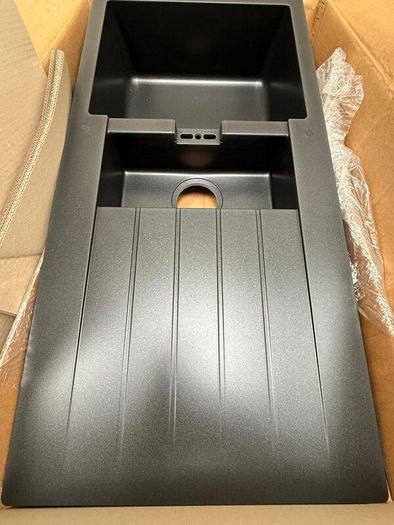 Kitchen Sink 1 and a half bowl Composite Quartz Grey