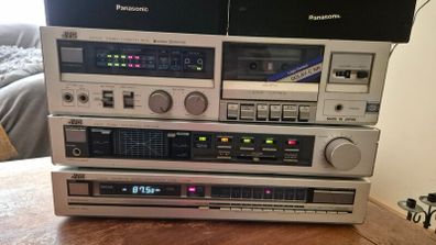 classic vintage amplifier casette radio deck jvc