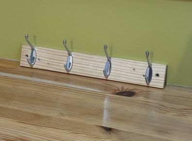 4 hook rail hanger