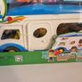 Keenway Camper Paradise Playset Camper Van Toy with Figures & Accessories NEW Image 3