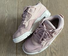 Nike Jordan 4 rm pink size 5uk