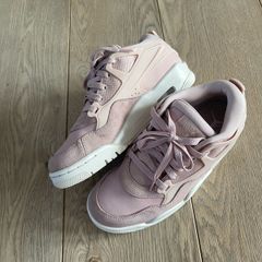 Nike Jordan 4 rm pink size 5uk