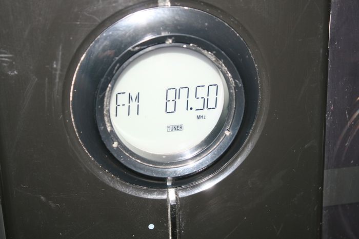 iLuv 4 disk CD player (in working order)
