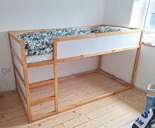 kura kids bed