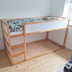 kura kids bed