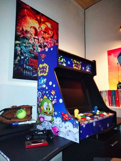 Arcade Machine/ Games Console