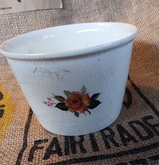 Carrigaline Flower pot